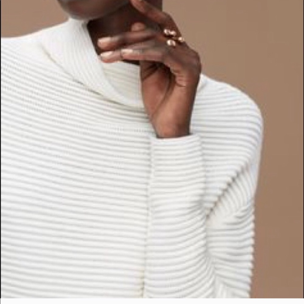 Aritzia Wilfred Ivory Wool Sweater Mock-Neck in S